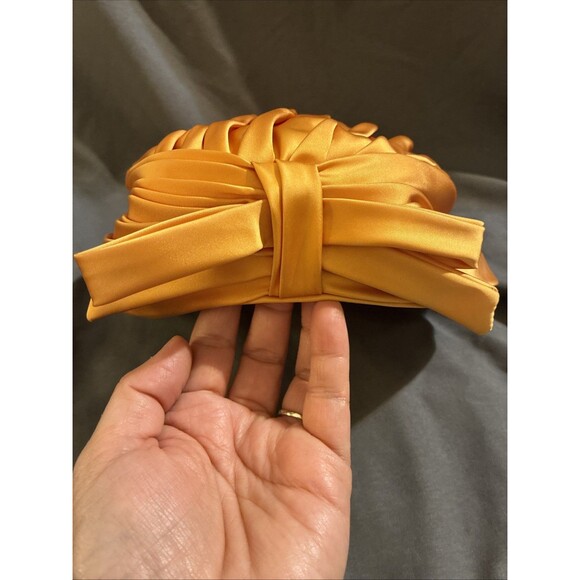 Vintage 1960 Golden Satin Pleated Turban Hat Union Made USA - Picture 12 of 12